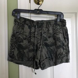 green leaf pattern shorts
